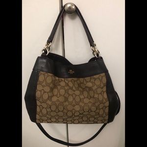 Coach Signature Small Lexy Shoulder Bag